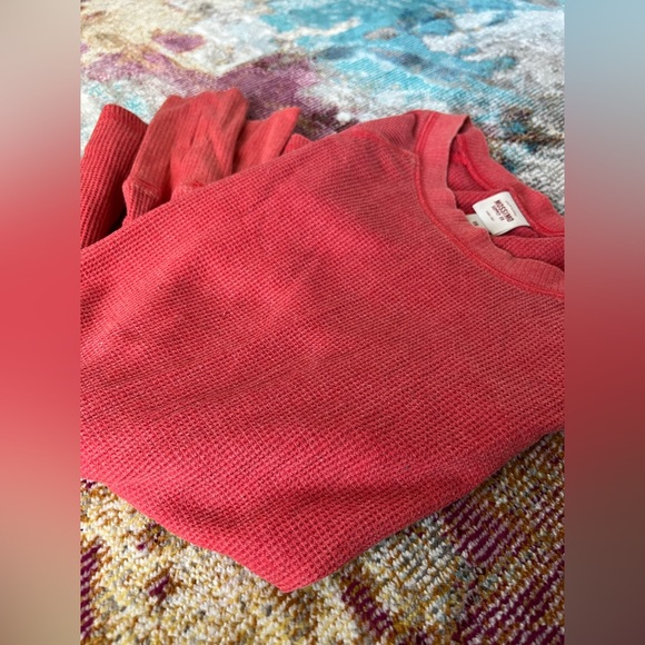 EUC Mossimo women’s small fitted thermal orange shirt flattering top worn twice - Picture 2 of 13